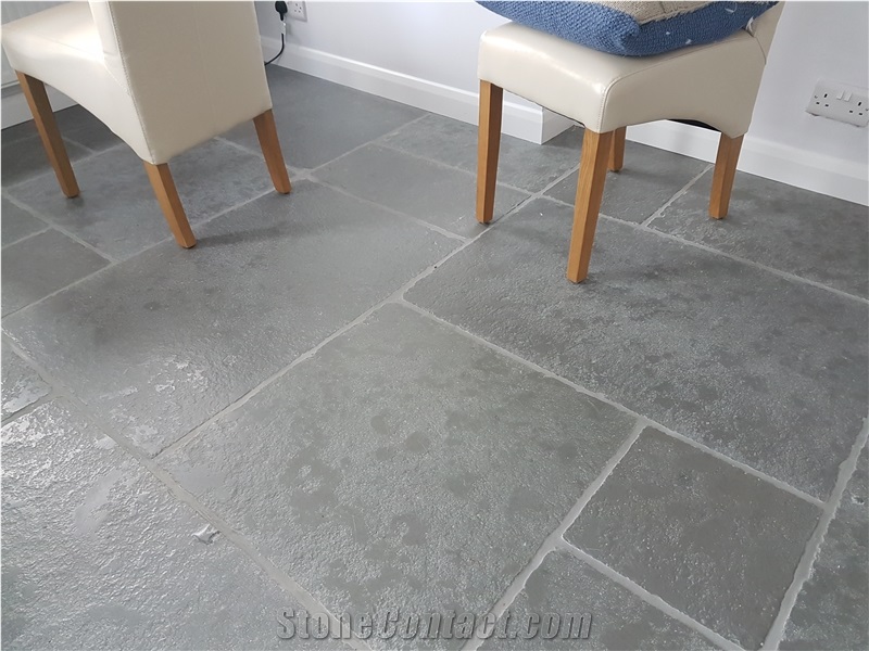 Cathedral Ash Grey Limestone Tiles