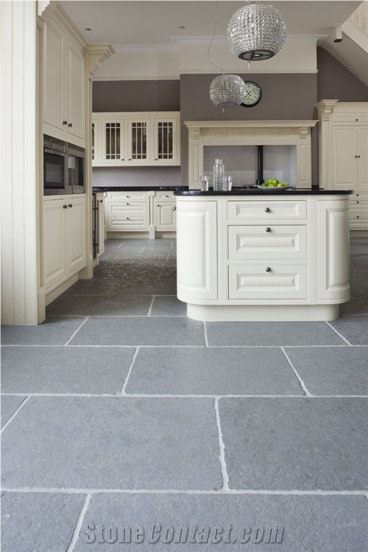 Cathedral Ash Grey Limestone Tiles