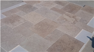 Tuscany Blend Travertine Tile 3 cm Tumbled Pattern