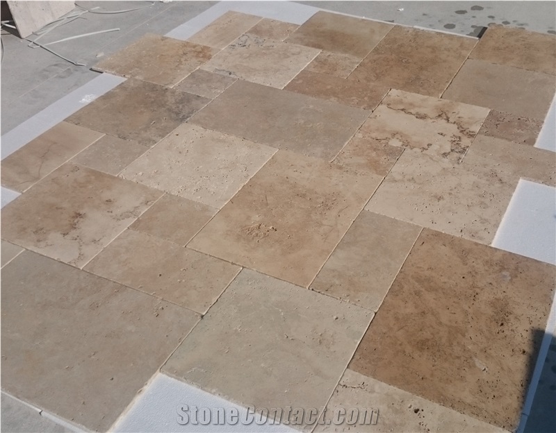 Tuscany Blend Travertine Tile 3 cm Tumbled Pattern