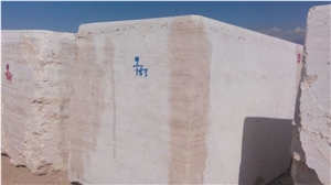 Denizli Classic Ivory Travertine Veincut Blocks