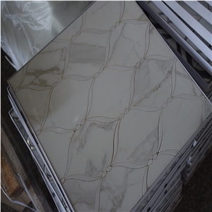 Calacatta Gold Marble W/Pearl Of Shell Lantern Mosaic Tile