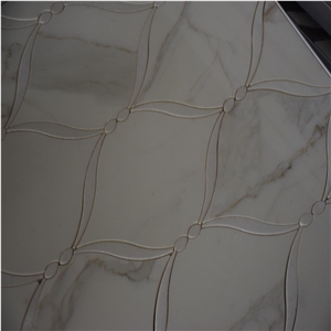 Calacatta Gold Marble W/Pearl Of Shell Lantern Mosaic Tile