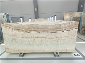 Lifora Caramel Onyx Slabs Lifora Caramel Onyx Slabs