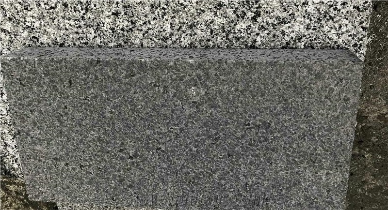 Ken Black Granite Flamed Outdoor Paver