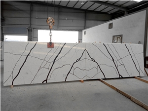 Bookmatched Calacatta Quartz Slabs for Countertops
