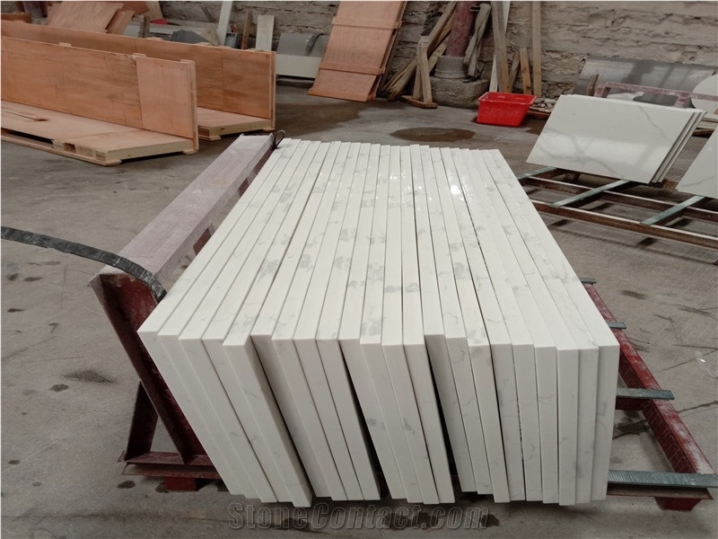 Calacatta White Quartz Kitchen Countertops