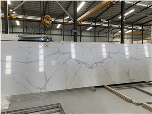 Customized Calcutta Quartz Kitchen Slabs with Vein