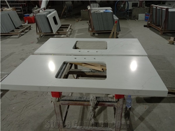 Polished White Calacatta Quartz Countertop