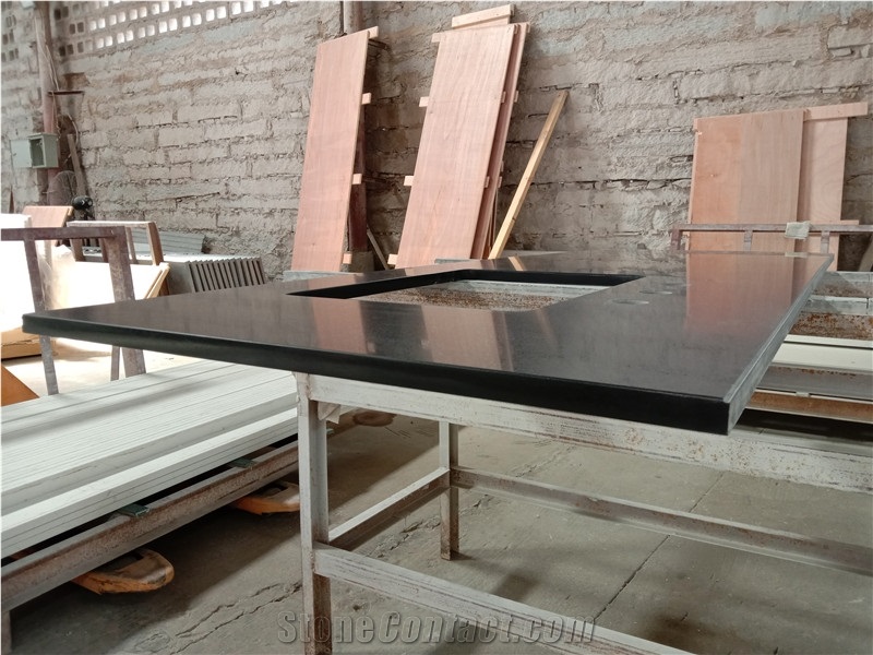Pure Black Quartz Customized Kitchen Island Tops