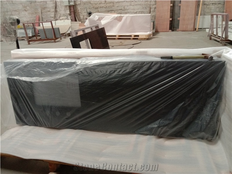 Pure Black Quartz Customized Kitchen Island Tops