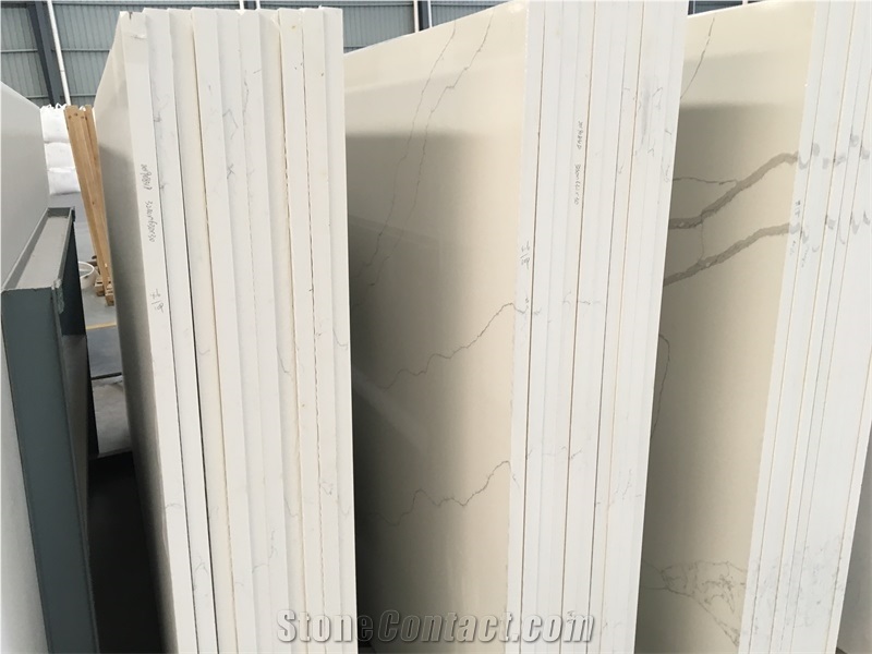 White Calacatta Quartz Prefab Bathroom Countertop