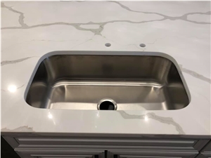 Calacatta White Quartz Klitchen Island Tops Polish