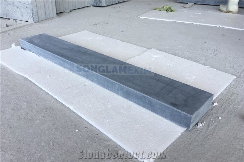 Bluestone Scrapped Kerbs