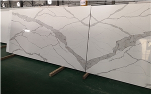 Polished Calacatta Trento Quartz Slabs