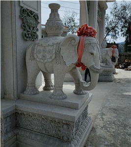 Carving and Cutting Animal Landscape Sculptures