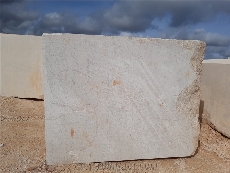 Moca Creme Gross Grain, Moca Creme Grao Grosso Limestone Block