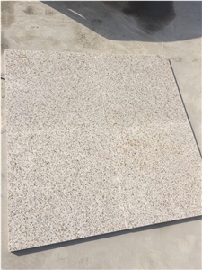 Polished Shandong Misty Yellow Granite Floor Tiles