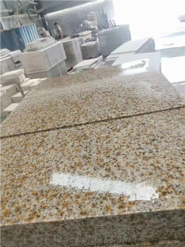Polished Shandong Misty Yellow Granite Floor Tiles