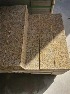 Polished Shandong Misty Yellow Granite Floor Tiles