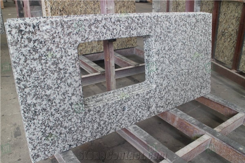 G439 Big White Flower Granite Prefab Countertops