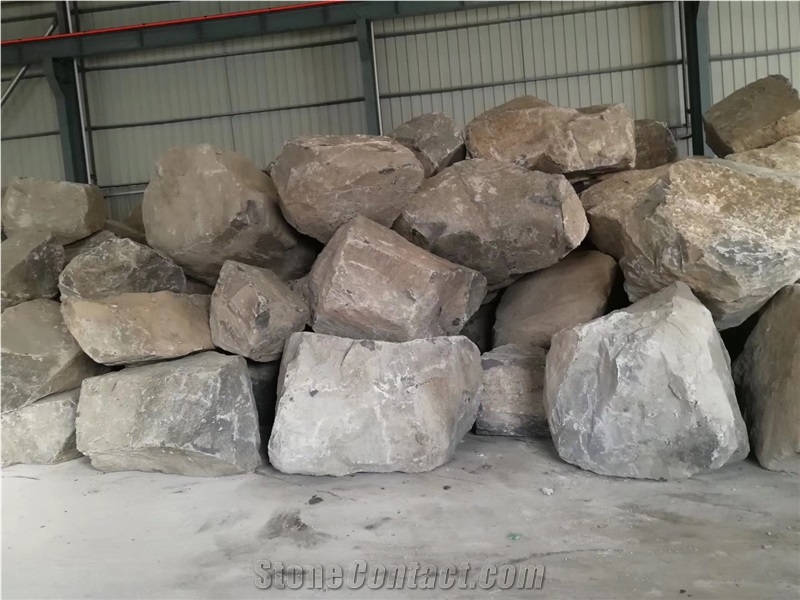 China G684 Black Basalt Natural Stone Columns
