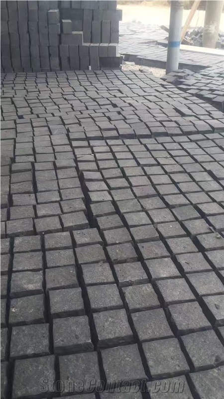 Zhangpu Black Basalt Flamed Cube Stone Pavers