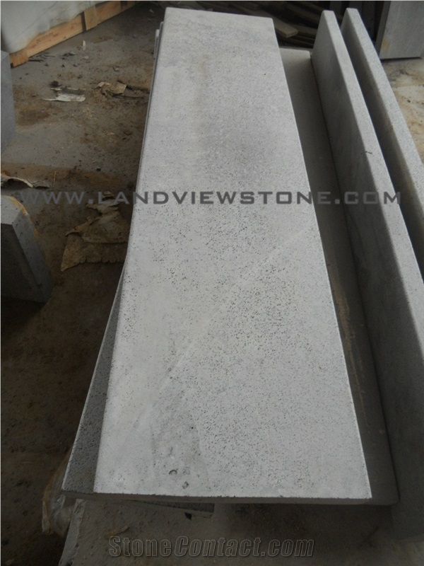 Blue Stone Steps, Black Basalte Sawn Step