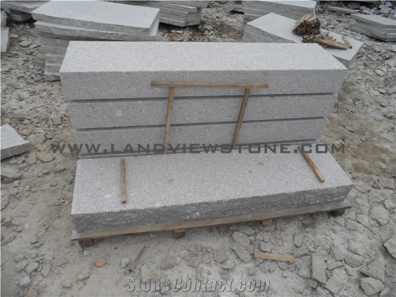 G341 Grey Granite Steps Garden Treads