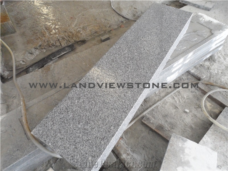 G341 Grey Granite Steps Garden Treads