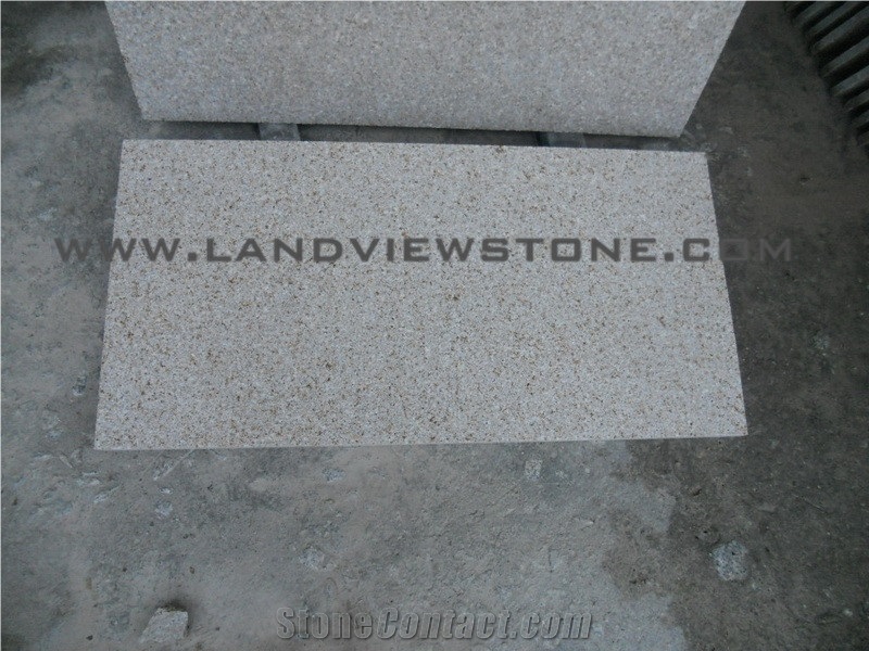 Yellow Rust Granite G682 Flamed Paving Tiles