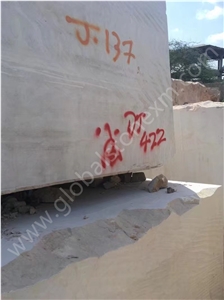 Tippy Beige Limestone Blocks