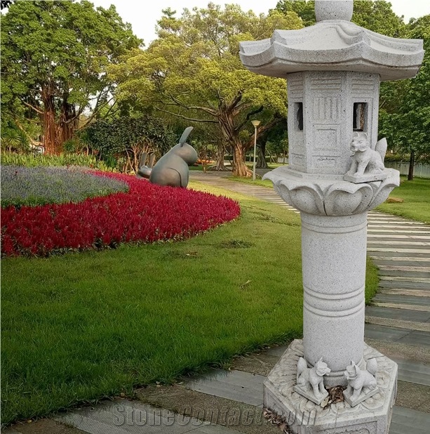 Granite Carved Japanese Style Stone Lantern