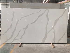 Light Grey Veining Calacatta Quartz Slab