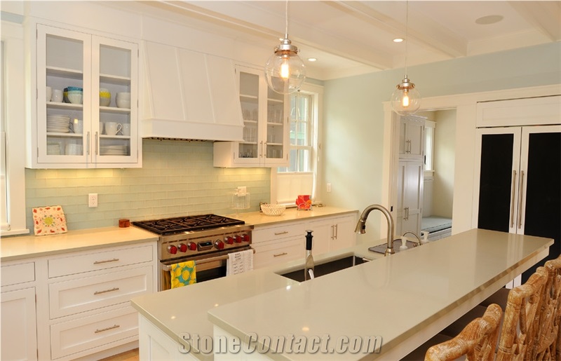 Pure Beige Quartz Slab