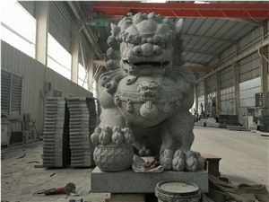 China Marble Lion Statue Carving Garden Decoration