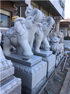 Golden Amass Fortunes Stone Decor Carving Statues