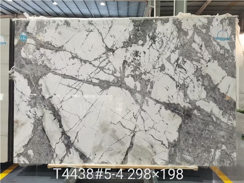 Eksioglu Calacatta Marble for Wall Cladding