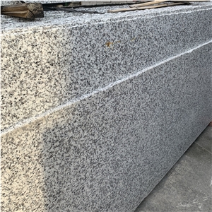 Ivory White Granite Slabs for Commercial Building