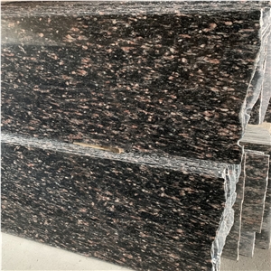 Ponegranate Red Spot Black Background Granite