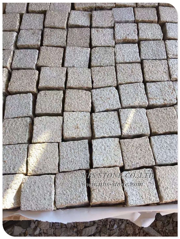 G682 Yellow Granite Cobble Cube Paving Stone