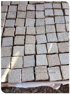 G682 Yellow Granite Cobble Cube Paving Stone