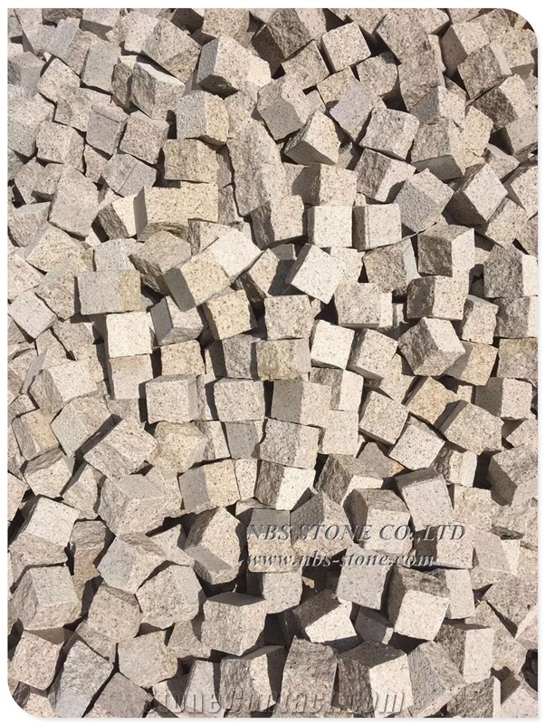 G682 Yellow Granite Cobble Cube Paving Stone
