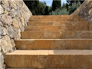 Terra Coral Solid Steps, Block Steps