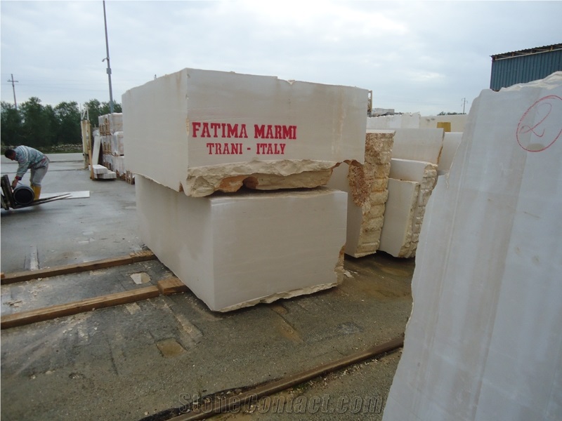 Perla Crema Marble Blocks