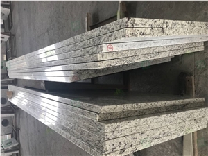 Prefabricated White Rose Granite Countertop