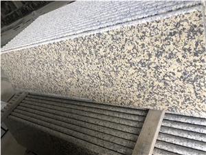 China Chrysanthemum Yellow Granite Slabs Tiles