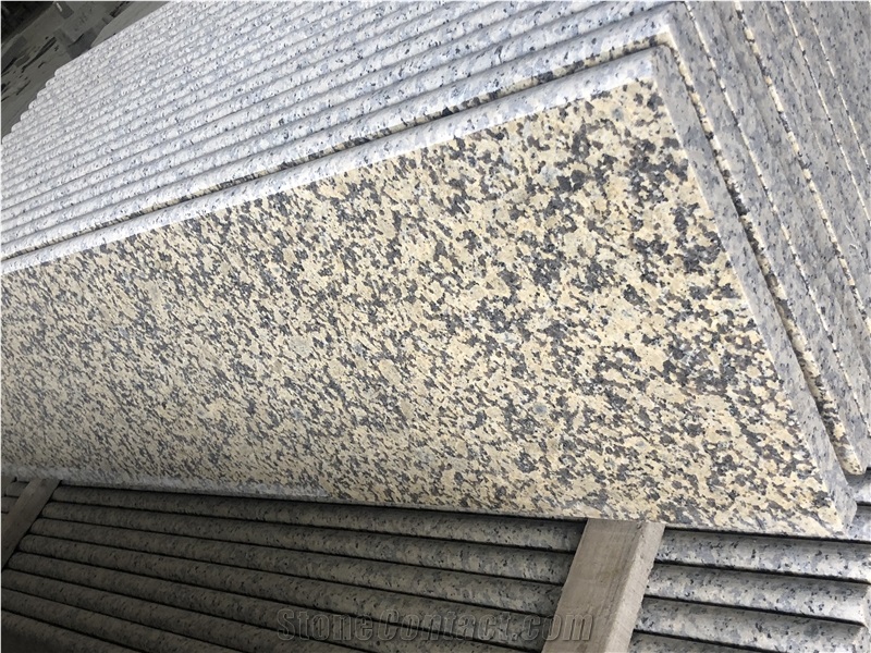 China Chrysanthemum Yellow Granite Slabs Tiles