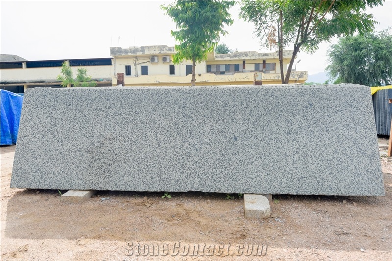 Royal Cream Granite