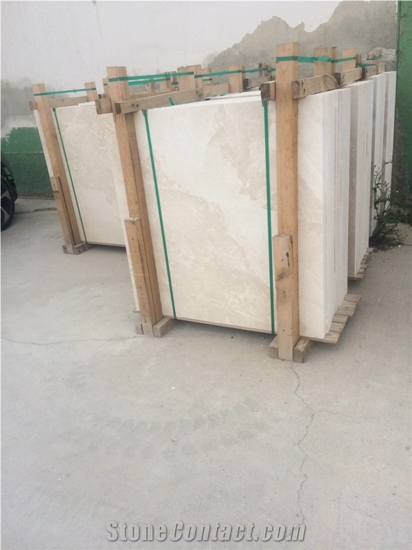 Beige Ondulato Marble Slabs